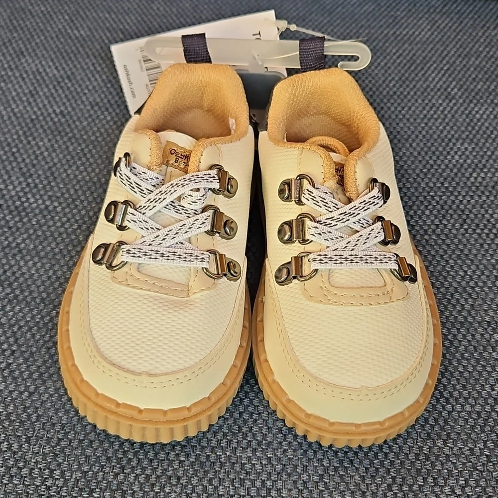 OshKosh B'gosh Heidy Pull On Canvas Sneakers